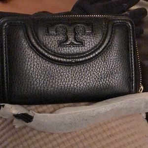 Tory Burch Continental Wallet